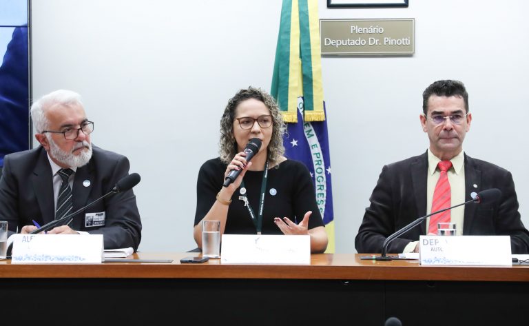 Debatedores destacam importância de guia alimentar do Ministério da Saúde para prevenir doenças