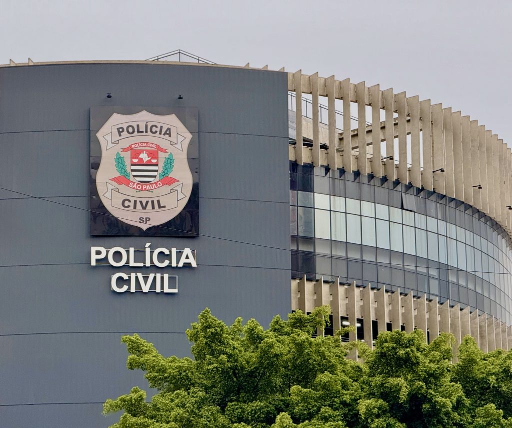 Polícia de SP ajuda a impedir crime contra morador de rua que seria transmitido pelas redes sociais