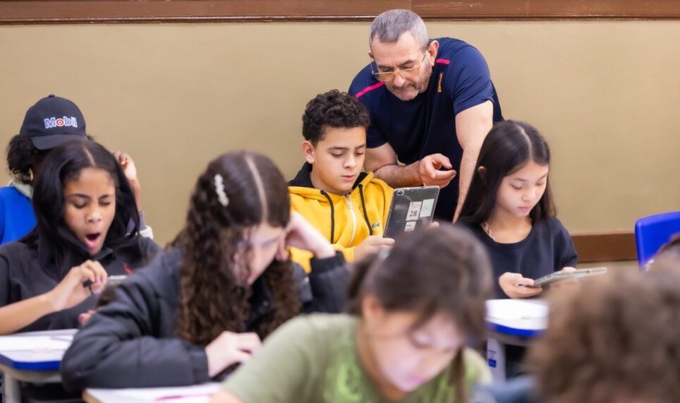 Presidente Prudente: Governo de SP paga R$ 13,8 milhões em bônus a 4.209 professores e servidores da rede estadual de ensino da região