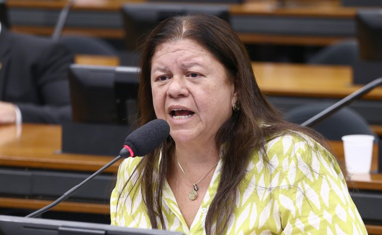 Comissão de Finanças aprova criação de universidades tecnológicas em MG e no RJ