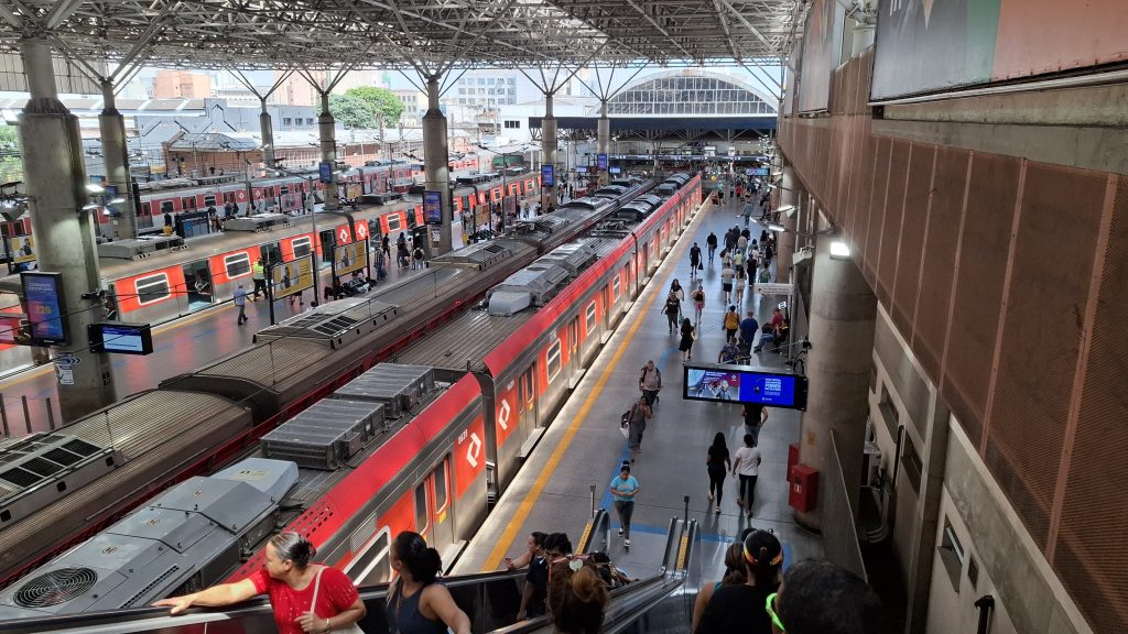 Virada Cultural terá Metrô e trens 24h e reforço na segurança