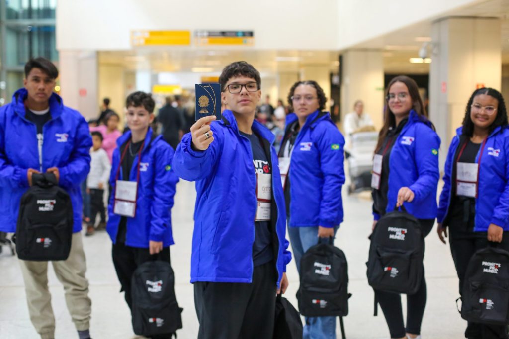 200 estudantes do Vale do Ribeira farão as provas de seleção do intercâmbio Prontos pro Mundo