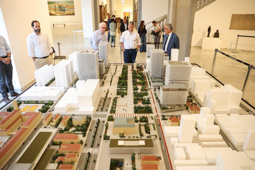 Governo de SP expõe maquete do futuro Centro Administrativo; veja imagens