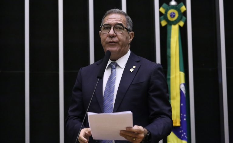 Câmara aprova projeto que cancela diretrizes sobre aborto em crianças e adolescentes vítimas de estupro