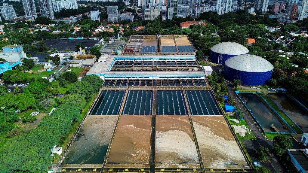 Na Rota da Água: Modernização da ETA Guarapiranga avança e reforça segurança hídrica para 5,6 milhões de pessoas