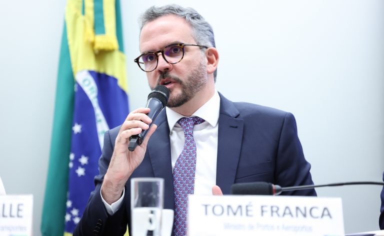 Ministro dos Portos diz que obra do túnel Santos-Guarujá deve começar em janeiro de 2027