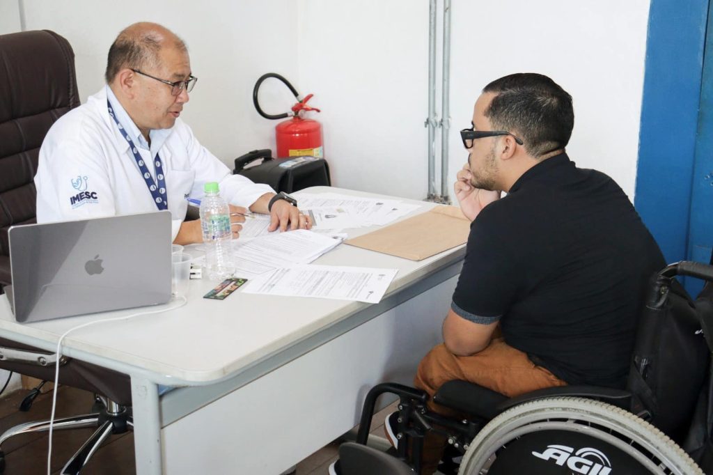 Governo de SP capacita médicos peritos para ampliar acesso ao trabalho para pessoas com deficiência