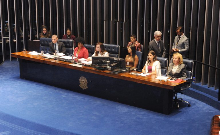 Agenda Legislativa Mulheres do Brasil prioriza cotas femininas no Legislativo e orçamento voltado às mulheres