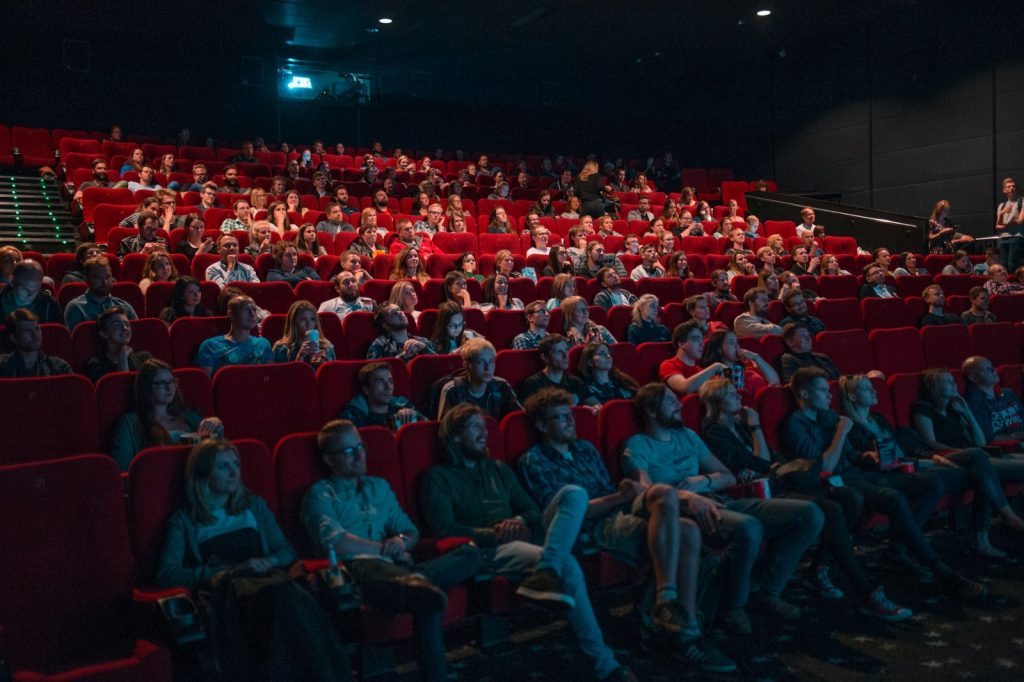 Cinemas perdem público, mas bibliotecas e shows continuam com a mesma taxa de visitantes, mostra pesquisa do Seade