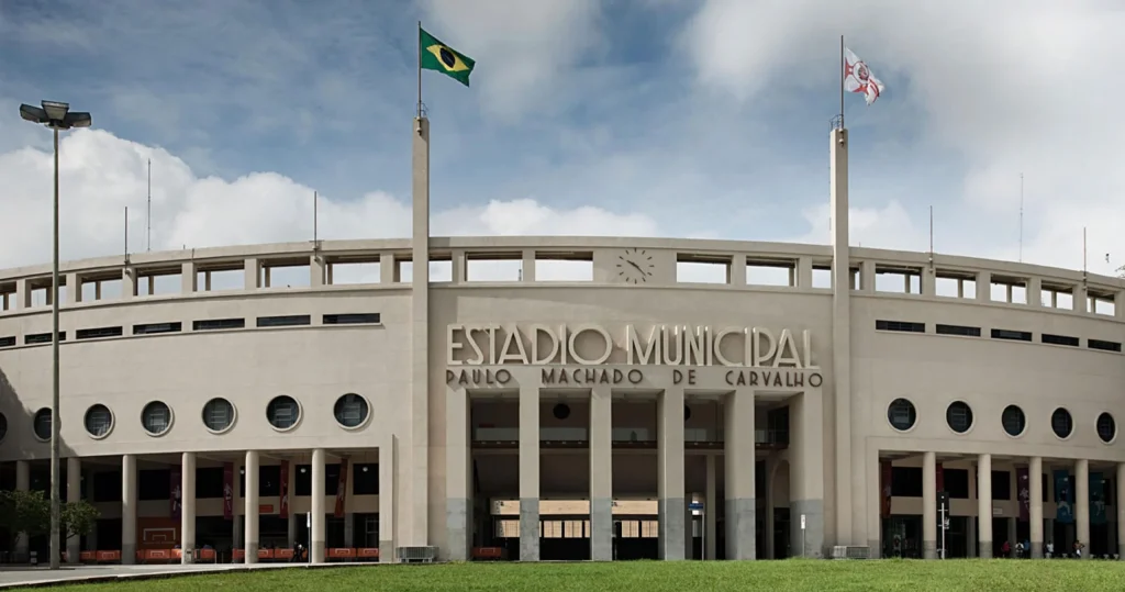 Dia Nacional do Futebol: conheça estádios próximos às estações dos transportes metropolitanos de SP