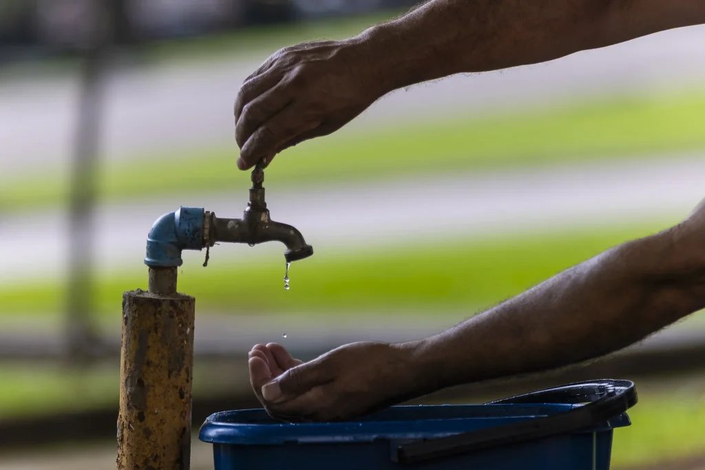 Veja dicas para economizar água durante período de estiagem