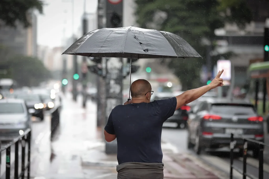 Previsão do tempo para sábado (15), em SP: tempo instável